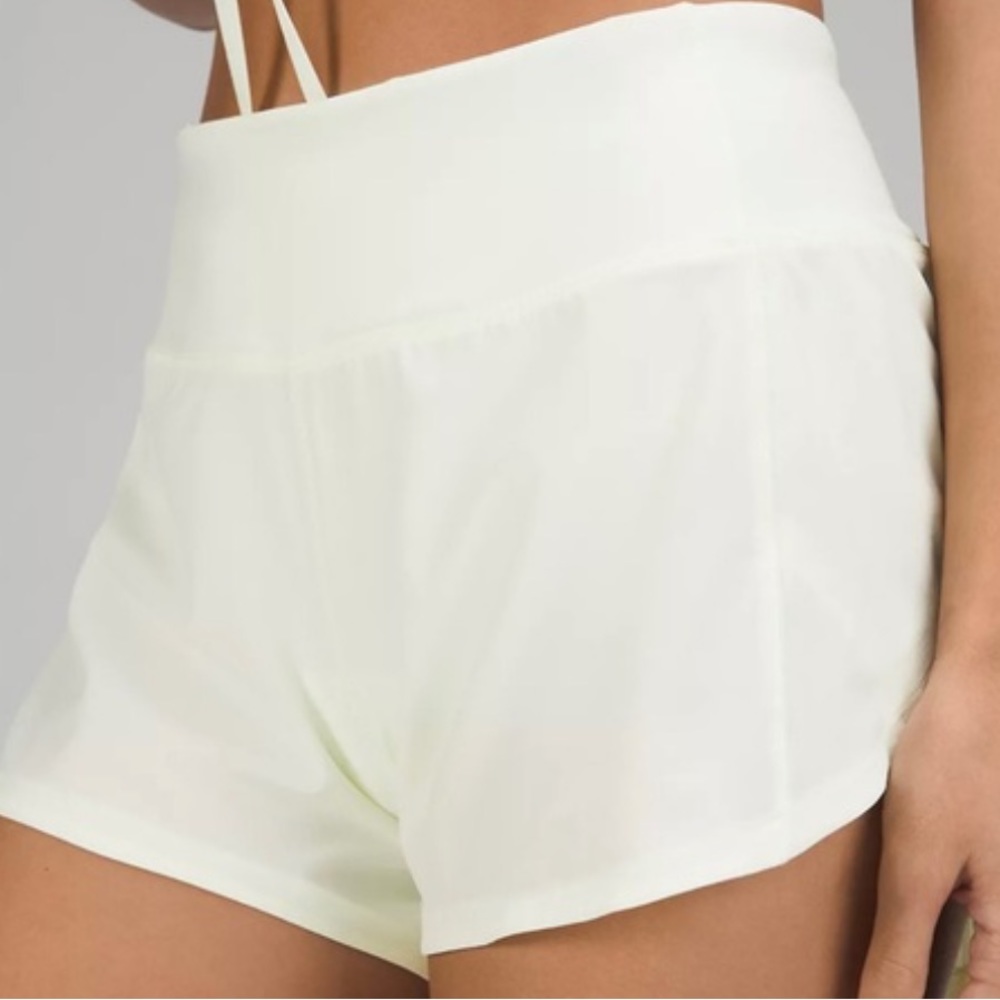 Lululemon Speed-Up midrise shorts 4” in Elixir